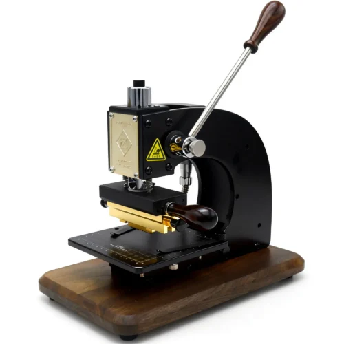 ZHENGFEI EC-17 Manual Hot Stamping Machine with Walnut Base ZHENGFEI EC-17 manual hot stamping machine with walnut base, brass heating head, for leather/paper branding